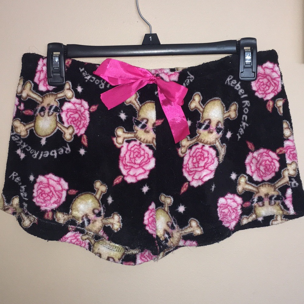 skull & roses fuzzy shorts